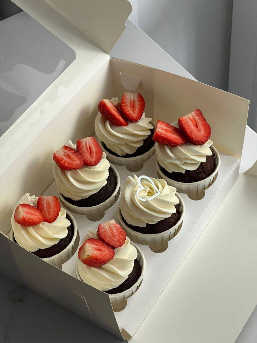 Пример фото Ягодные капкейки